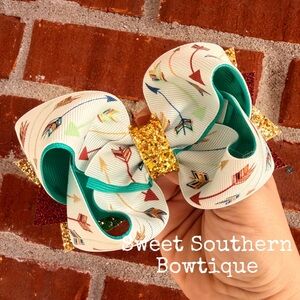 Arrow Bow Boutique Hair Bow With Glitter Tails